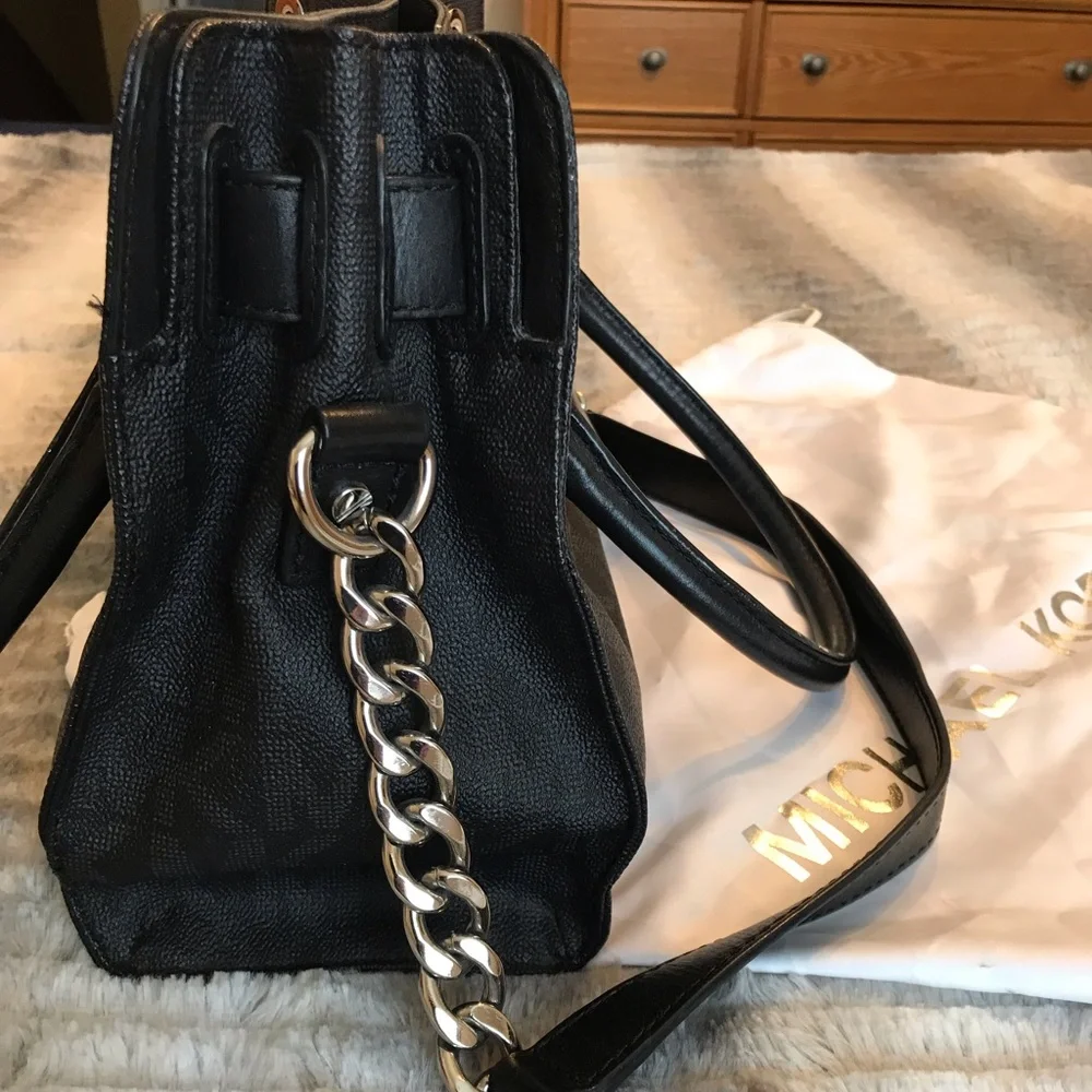 MICHAEL KORS HAMILTON SATCHEL